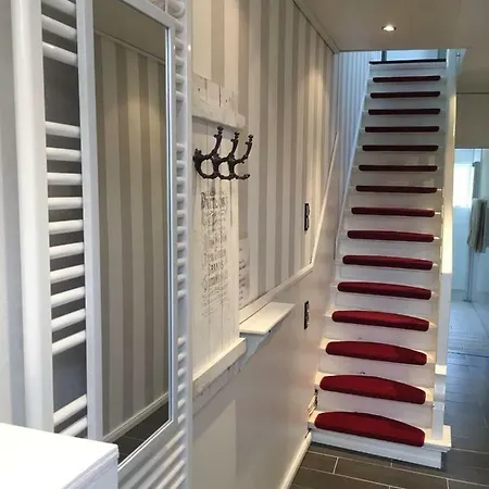 Witte Huuske * إمدن